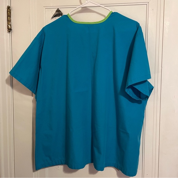 URBANE Scrub/uniform. Xl - Picture 3 of 5